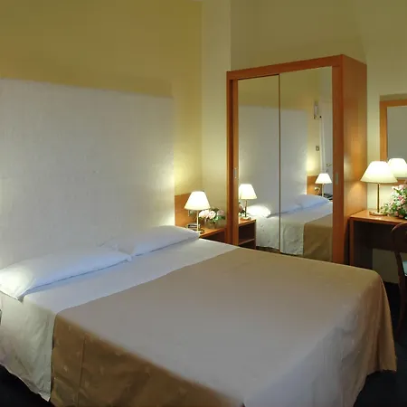 Byron Otel