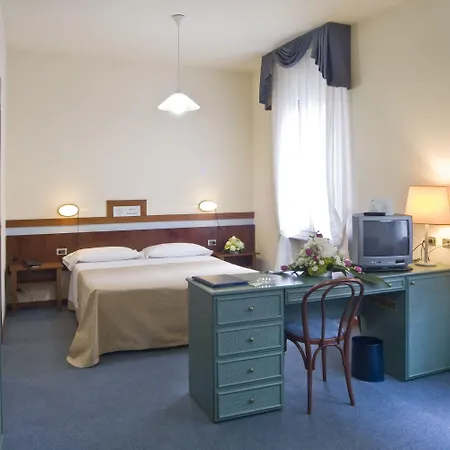 Ξενοδοχείο Byron Ραβένα